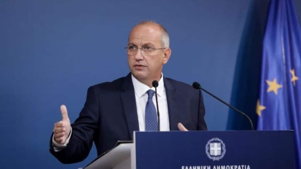 Οικονόμου: Ο ΣΥΡΙΖΑ πουλάει «πνεύμα και ηθική»