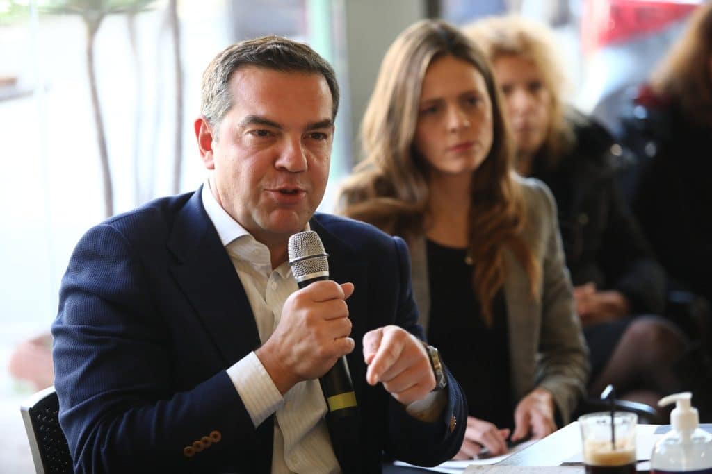 Επίθεση Τσίπρα στον πρωθυπουργό από το Αιγάλεω – Τον κατηγόρησε για πολλαπλή εξαπάτηση των συνταξιούχων Επίθεση Τσίπρα στον πρωθυπουργό από το Αιγάλεω – Τον κατηγόρησε για πολλαπλή εξαπάτηση των συνταξιούχων