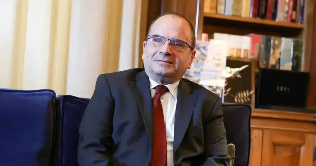 Στην αντεπίθεση η κυβέρνηση: Ο Ράμμος εξώθησε την ανεξάρτητη ΑΔΑΕ σε περίεργη προνομιακή σχέση με τον ΣΥΡΙΖΑ Στην αντεπίθεση η κυβέρνηση: Ο Ράμμος εξώθησε την ανεξάρτητη ΑΔΑΕ σε περίεργη προνομιακή σχέση με τον ΣΥΡΙΖΑ