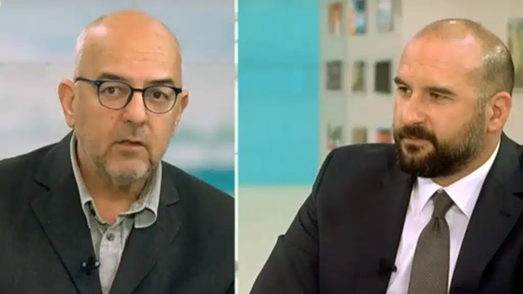 Τζανακόπουλος: «Ο φράχτης παραβιάζει τη διεθνή νομιμότητα» – ΝΔ: «Επικίνδυνος» ο ΣΥΡΙΖΑ στο μεταναστευτικό Τζανακόπουλος: «Ο φράχτης παραβιάζει τη διεθνή νομιμότητα» – ΝΔ: «Επικίνδυνος» ο ΣΥΡΙΖΑ στο μεταναστευτικό