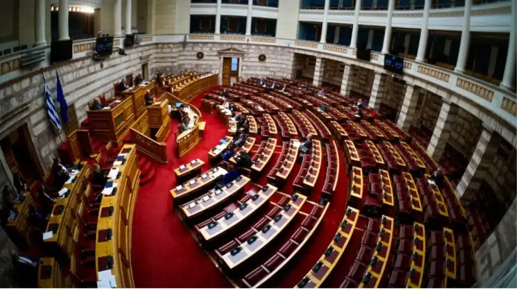 Βουλή:LIVE η συζήτηση για την πρόταση δυσπιστίας
