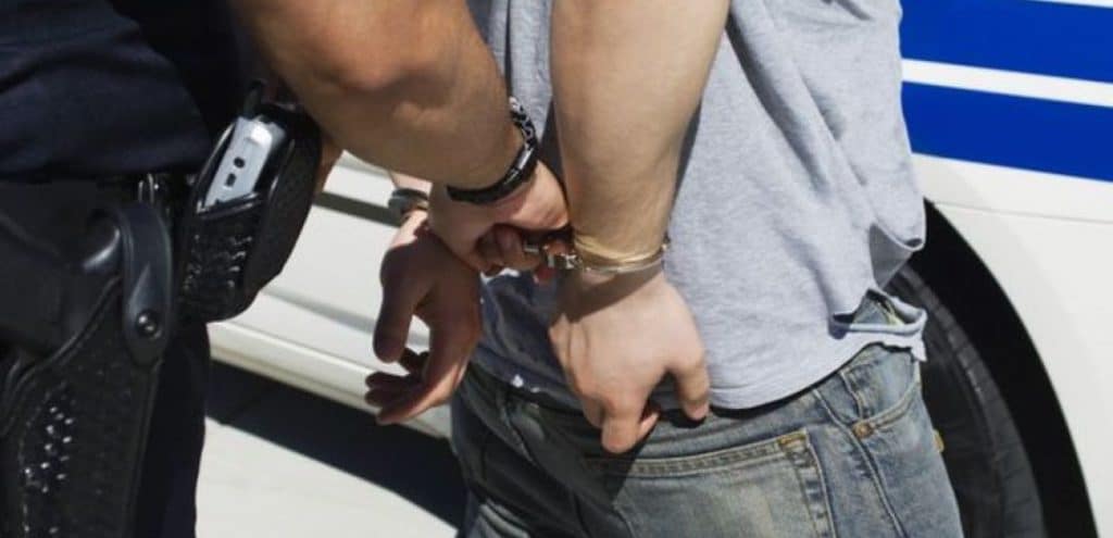 Θεσσαλονίκη: Στη δημοσιότητα τα στοιχεία του 23χρονου ράπερ που διέπραξε οκτώ ληστείες μέσα σε δύο ώρες Θεσσαλονίκη: Στη δημοσιότητα τα στοιχεία του 23χρονου ράπερ που διέπραξε οκτώ ληστείες μέσα σε δύο ώρες