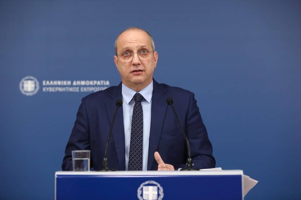Οικονόμου: Επιστρέφουμε κάθε πρόσθετο ευρώ στην κοινωνία που δυσκολεύεται Οικονόμου: Επιστρέφουμε κάθε πρόσθετο ευρώ στην κοινωνία που δυσκολεύεται