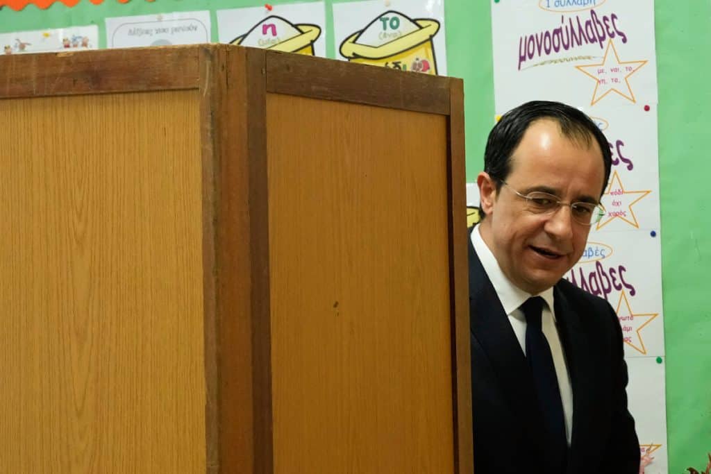 Κυπριακές εκλογές: Πρώτα επίσημα αποτελέσματα για την ανάδειξη νέου ΠτΔ – Προηγείται ο Ν. Χριστοδουλίδης