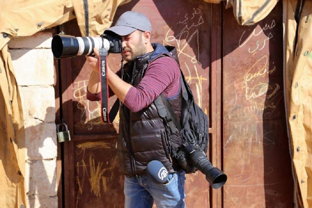 Tουρκία: Νεκρός ανασύρθηκε από τα χαλάσματα ο ανταποκριτής Μπουράκ Μιλί, η σύζυγός του και η 5 μηνών κόρη τους Tουρκία: Νεκρός ανασύρθηκε από τα χαλάσματα ο ανταποκριτής Μπουράκ Μιλί, η σύζυγός του και η 5 μηνών κόρη τους