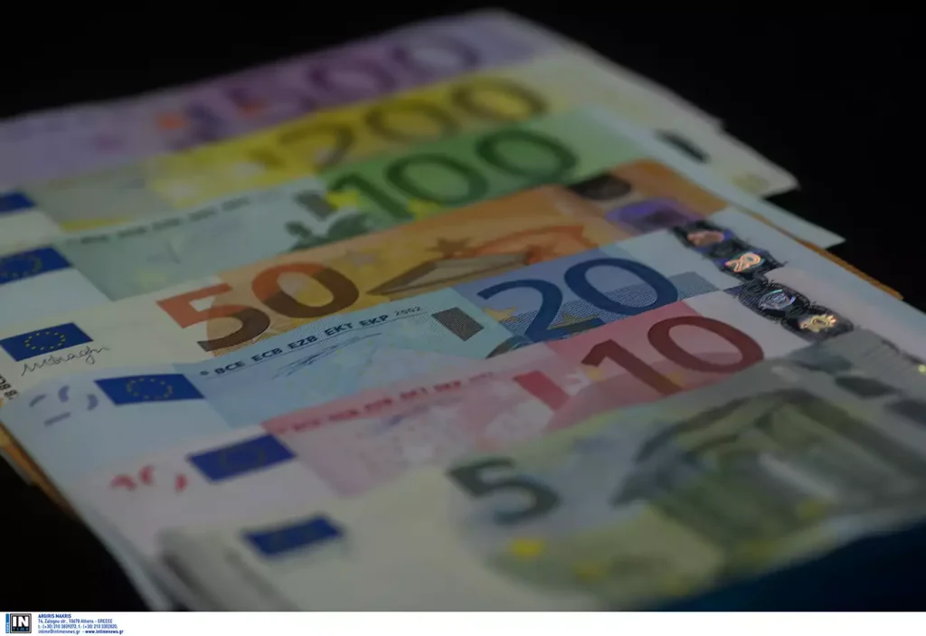 Τράπεζες: Στα λόγια τελικά η αύξηση των επιτοκίων καταθέσεων και η μείωση των προμηθειών Τράπεζες: Στα λόγια τελικά η αύξηση των επιτοκίων καταθέσεων και η μείωση των προμηθειών