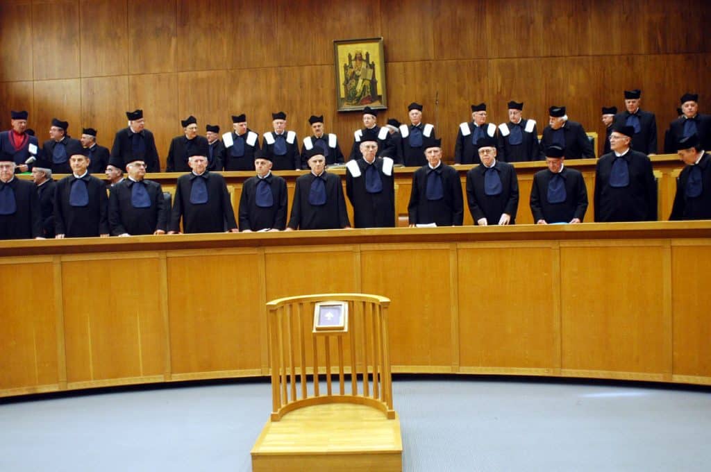 Ολομέλεια Αρείου Πάγου: Νέες απολύσεις δικαστών λόγω καθυστερήσεων στην έκδοση αποφάσεων