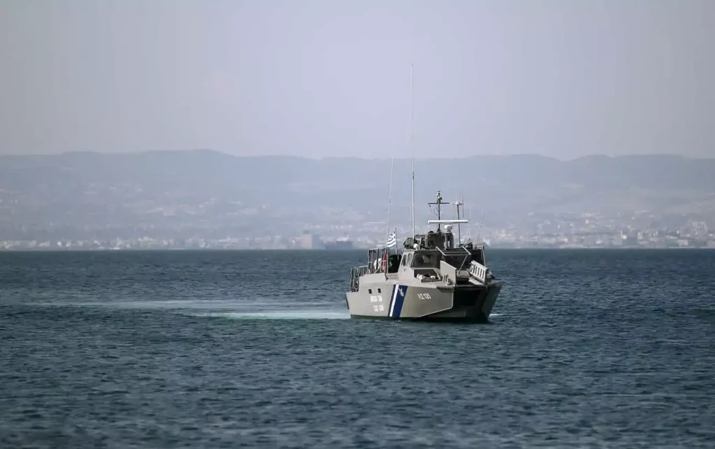 Λέρος: Ναυάγιο με μετανάστες – Αναφορές για πολλούς νεκρούς, ανάμεσά τους και ένα παιδί Λέρος: Ναυάγιο με μετανάστες – Αναφορές για πολλούς νεκρούς, ανάμεσά τους και ένα παιδί