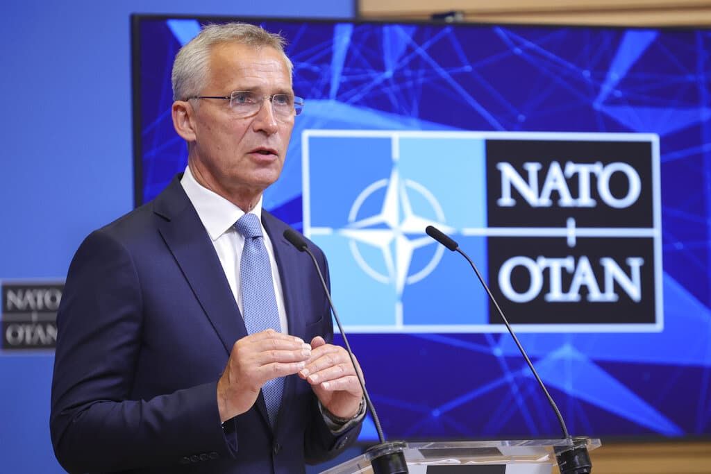 Στόλτενμπεργκ: Καλεί την Τουρκία να επικυρώσει ταυτόχρονα την ένταξη της Φινλανδίας και της Σουηδίας στη Συμμαχία Στόλτενμπεργκ: Καλεί την Τουρκία να επικυρώσει ταυτόχρονα την ένταξη της Φινλανδίας και της Σουηδίας στη Συμμαχία