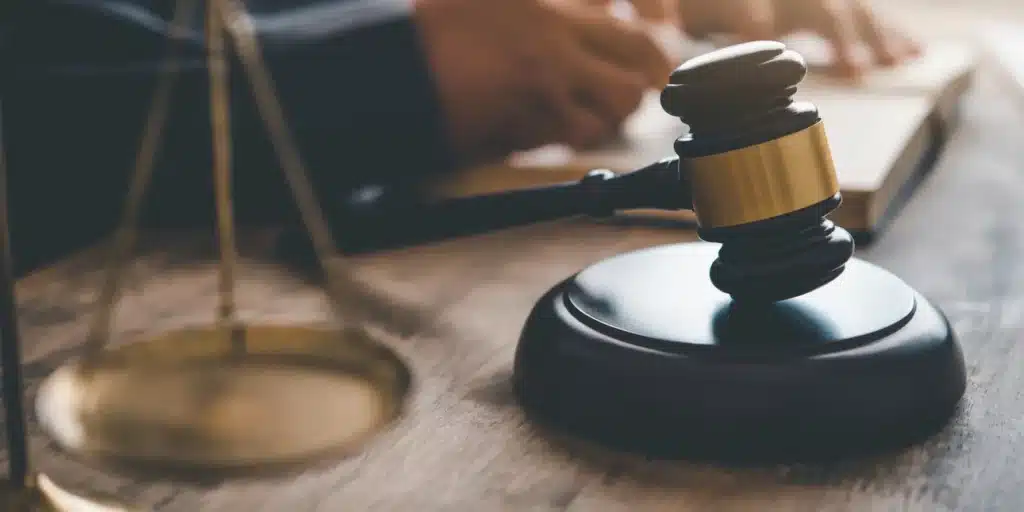 Απόφαση «βόμβα» του Αρείου Πάγου, ανοίγει τον δρόμο στα funds να διενεργούν πλειστηριασμούς Απόφαση «βόμβα» του Αρείου Πάγου, ανοίγει τον δρόμο στα funds να διενεργούν πλειστηριασμούς