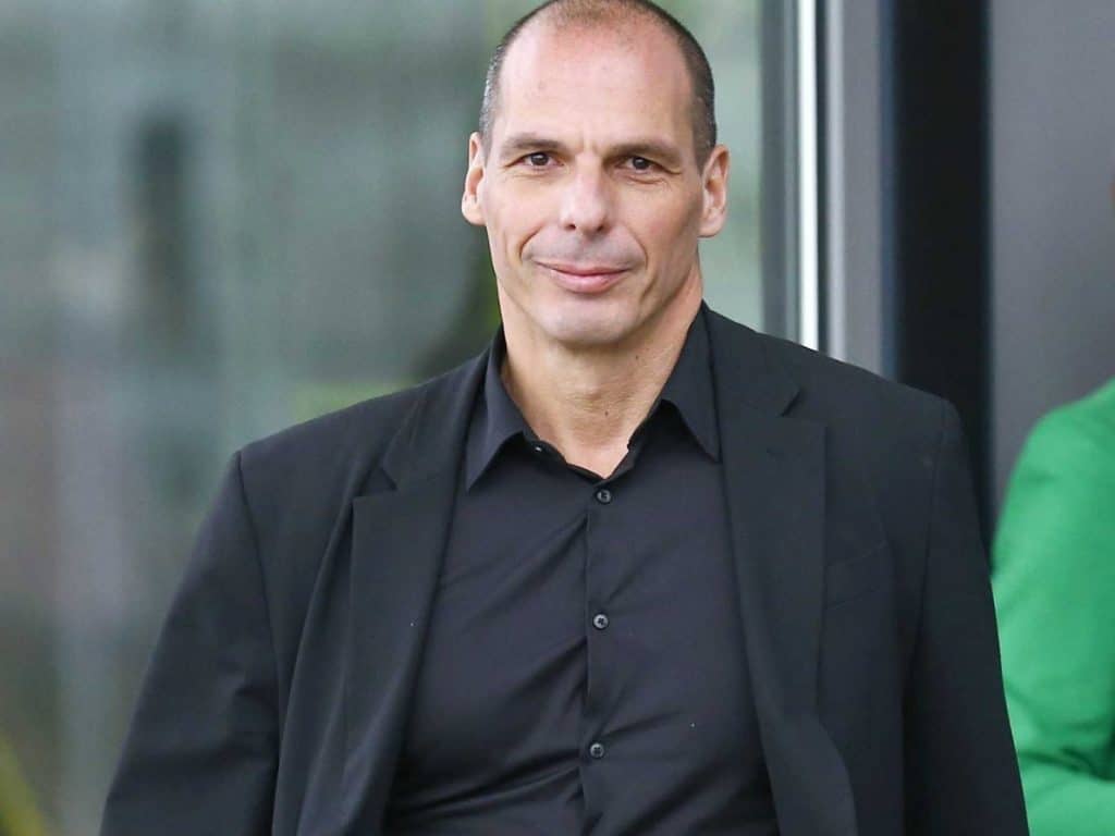 Live η ομιλία του Γ. Βαρουφάκη στην Κ.Ε. του ΜέΡΑ 25