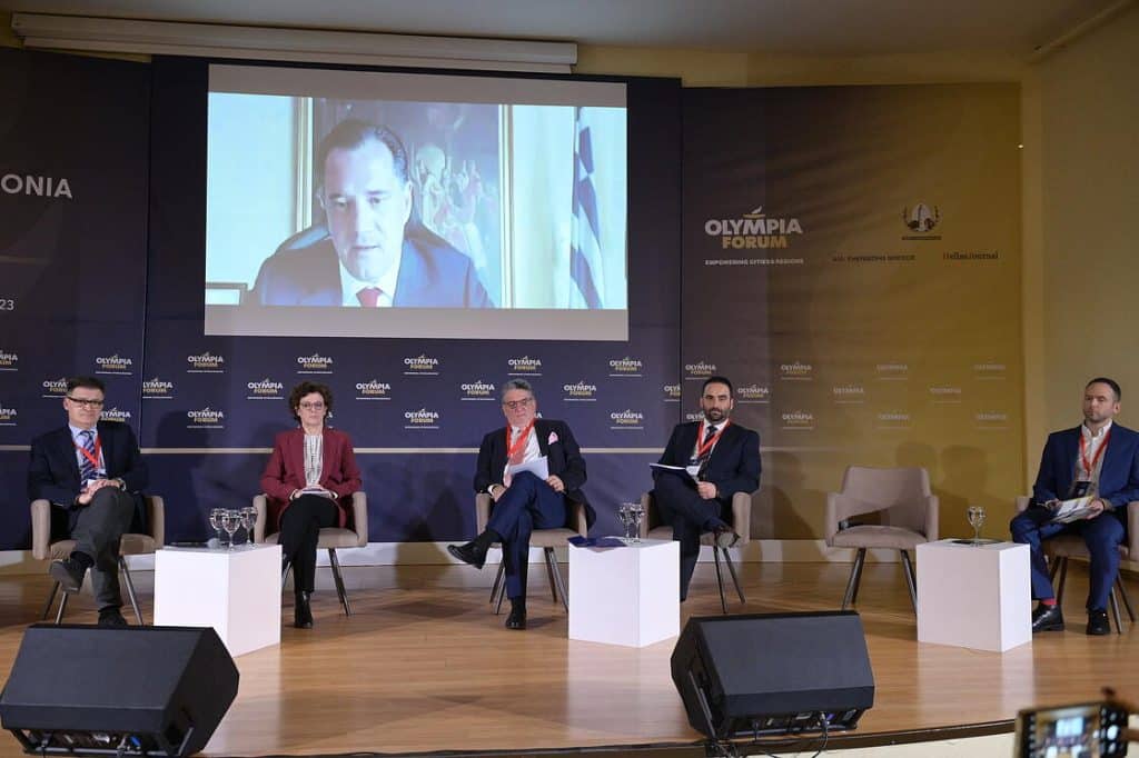 Άδ. Γεωργιάδης: Το FSRU της Αλεξανδρούπολης δίνει τη δυνατότητα στην Ελλάδα να αλλάξει “πίστα” Άδ. Γεωργιάδης: Το FSRU της Αλεξανδρούπολης δίνει τη δυνατότητα στην Ελλάδα να αλλάξει “πίστα”