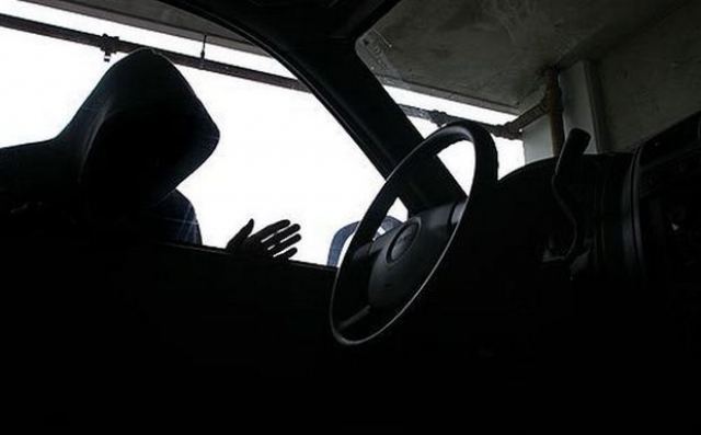 Μπαράζ κλοπών αυτοκινήτων στη Στυλίδα Μπαράζ κλοπών αυτοκινήτων στη Στυλίδα
