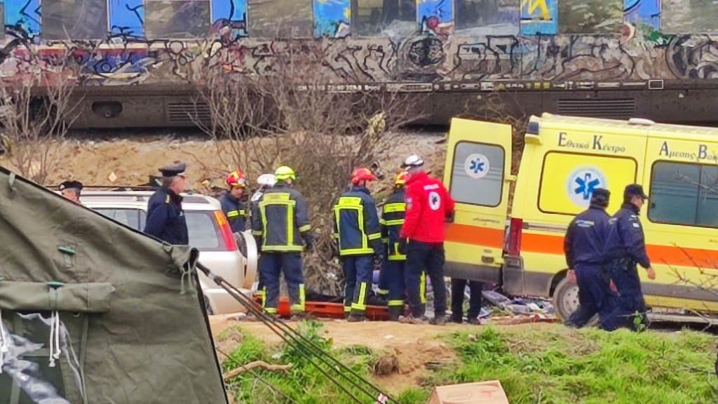 Ολοκληρώνεται η διαδικασία λήψης 53 δειγμάτων DNA – Έξι άτομα στις εντατικές μονάδες της Λάρισας Ολοκληρώνεται η διαδικασία λήψης 53 δειγμάτων DNA – Έξι άτομα στις εντατικές μονάδες της Λάρισας