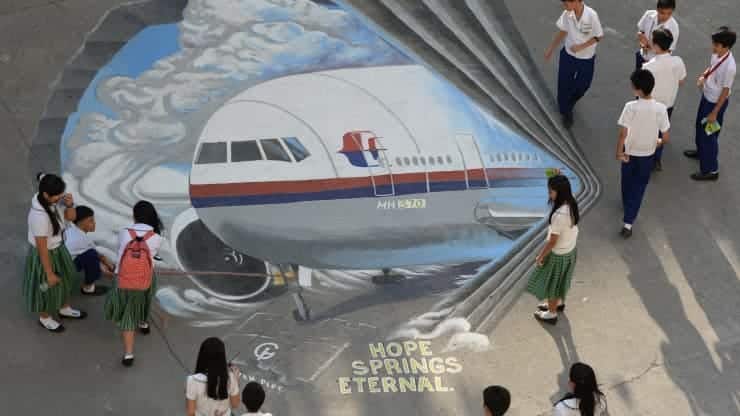 Μalaysia Airlines: Eννέα χρόνια μετά παραμένει το μυστήριο με την πτήση MH370 – Νέα έρευνα ζητούν οι συγγενείς Μalaysia Airlines: Eννέα χρόνια μετά παραμένει το μυστήριο με την πτήση MH370 – Νέα έρευνα ζητούν οι συγγενείς