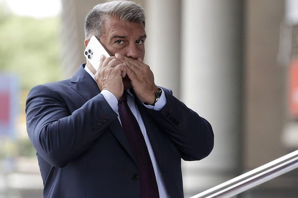 Επίσημη η δίωξη εις βάρος της Μπαρτσελόνα για τις πληρωμές στην εταιρεία του διαιτητή Νεγκρέιρα Επίσημη η δίωξη εις βάρος της Μπαρτσελόνα για τις πληρωμές στην εταιρεία του διαιτητή Νεγκρέιρα