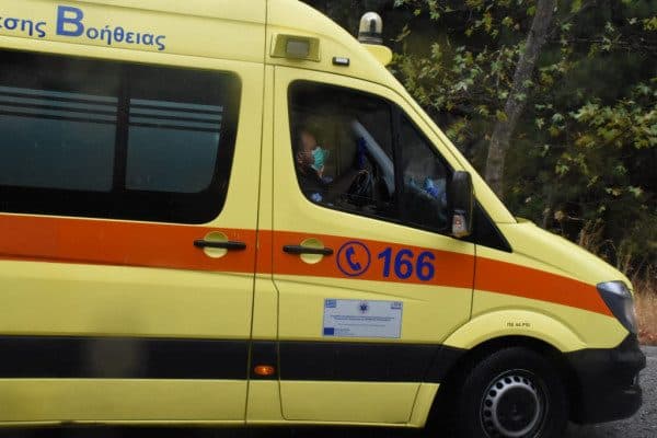 Τραγωδία στην Πιερία: Νεκρή 85χρονη που καταπλακώθηκε από στέγαστρο στην αυλή του σπιτιού της Τραγωδία στην Πιερία: Νεκρή 85χρονη που καταπλακώθηκε από στέγαστρο στην αυλή του σπιτιού της