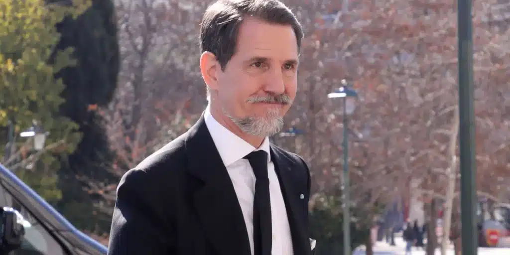Ξανά στην Ελλάδα ο Παύλος Γλύξμπουργκ -Τι είπε για το σπίτι που ψάχνει να αγοράσει