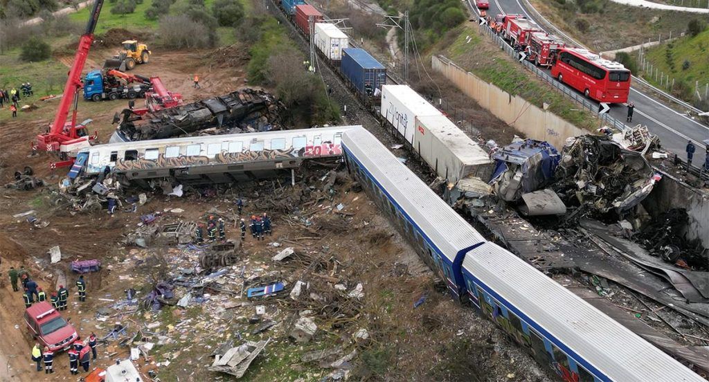 Τέμπη: Τρεις νέες ποινικές διώξεις για τον επιθεωρητή και άλλους δυο σταθμάρχες