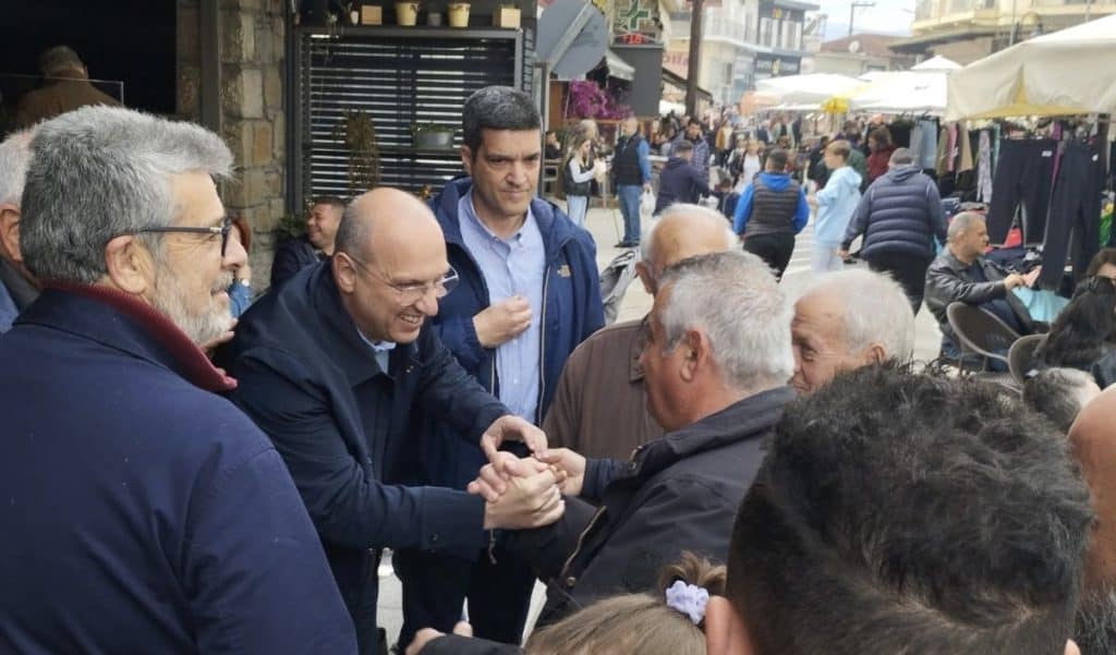 Στη Μακρακώμη ο Γιάννης Οικονόμου
