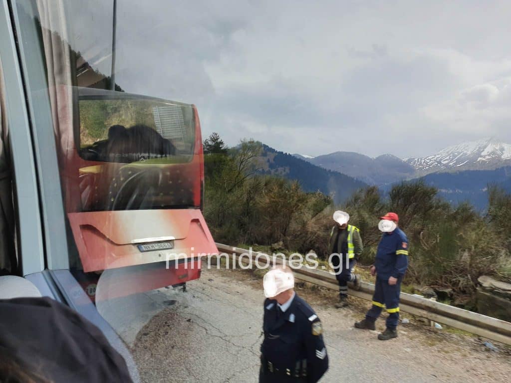 Φωτιά σε λεωφορείο με 52 μαθητές που πήγαιναν σχολική εκδρομή στο Μέτσοβο