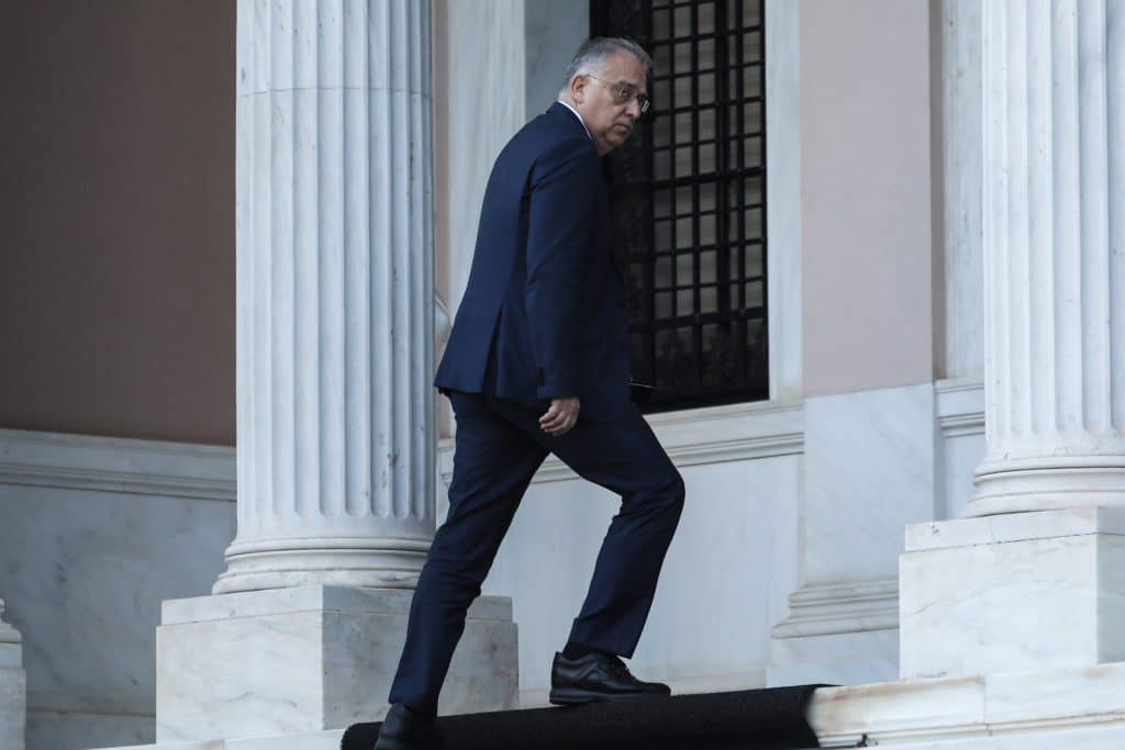 Ο ΣΥΡΙΖΑ κατηγορεί τον Τ. Θεοδωρικάκο για «ιδιοκτησιακή αντίληψη» – «Μετέτρεψε το Υπ. Προστασίας σε προεκλογικό του γραφείο» Ο ΣΥΡΙΖΑ κατηγορεί τον Τ. Θεοδωρικάκο για «ιδιοκτησιακή αντίληψη» – «Μετέτρεψε το Υπ. Προστασίας σε προεκλογικό του γραφείο»