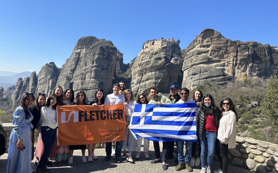 Οι ηγέτες του αύριο γνωρίζουν την Ελλάδα Οι ηγέτες του αύριο γνωρίζουν την Ελλάδα