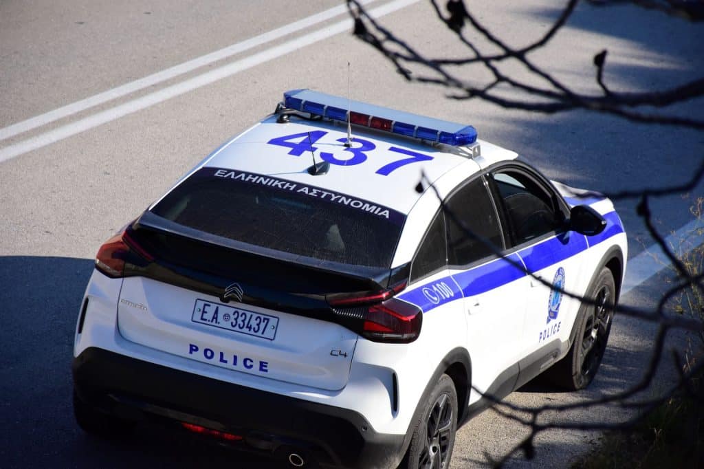 Μενίδι: Αδέσποτη σφαίρα τραυμάτισε 70χρονο στο πόδι Μενίδι: Αδέσποτη σφαίρα τραυμάτισε 70χρονο στο πόδι