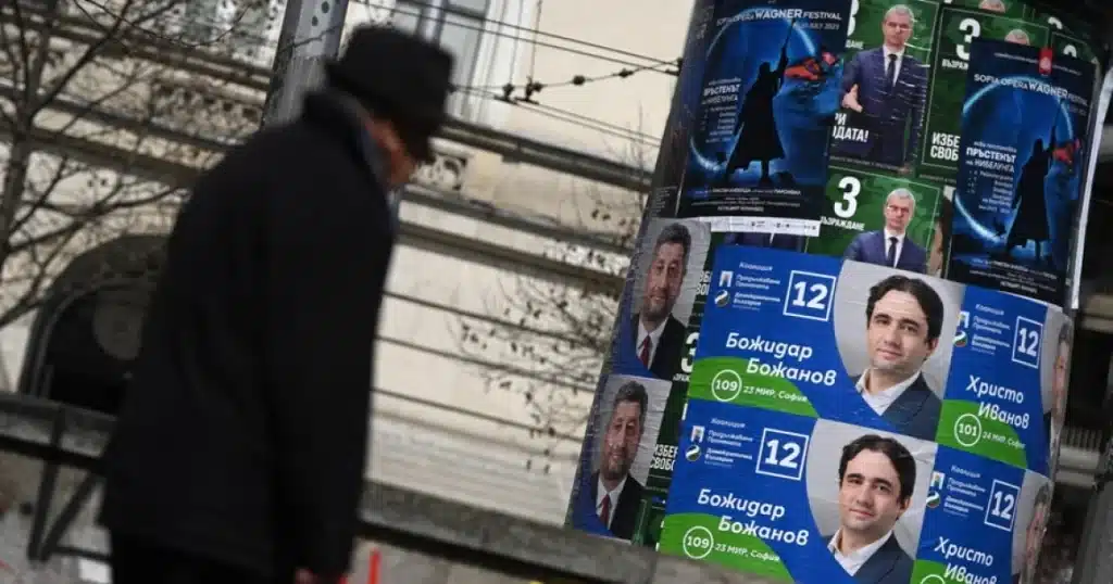 Βουλγαρία: Αδιέξοδο μετά από πέντε εκλογές – Στο βάθος και έκτη αναμέτρηση Βουλγαρία: Αδιέξοδο μετά από πέντε εκλογές – Στο βάθος και έκτη αναμέτρηση
