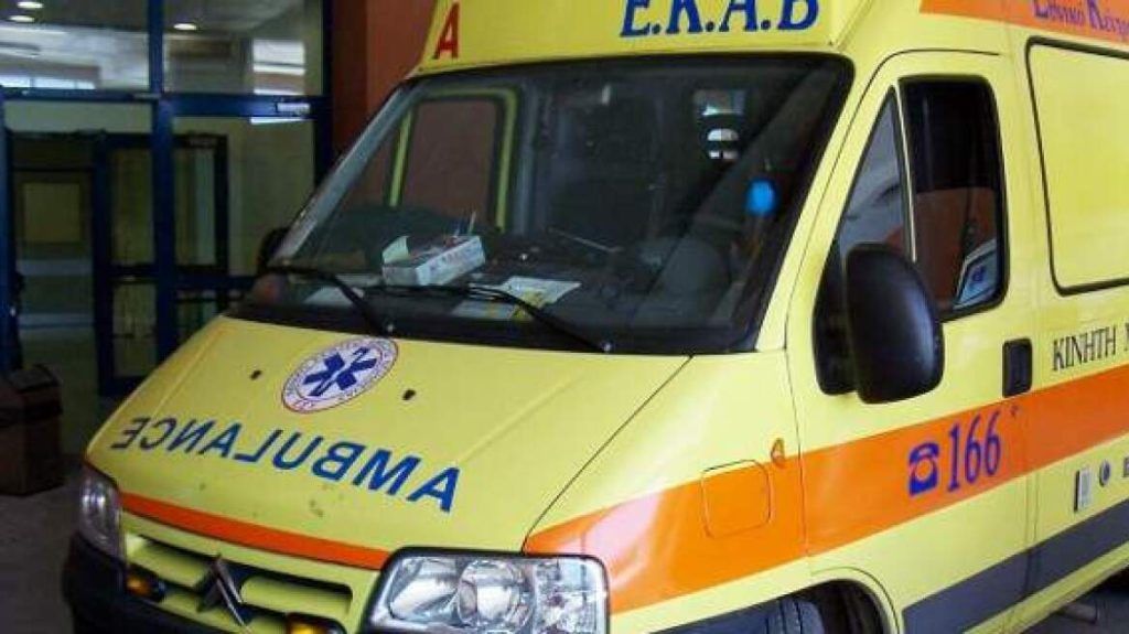 Από τη διασκέδαση στο Νοσοκομείο 16χρονος που παρασύρθηκε από αυτοκίνητο στη Φθιώτιδα