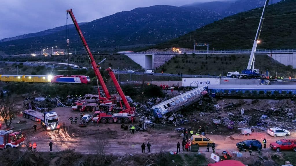 Οι τράπεζες διαγράφουν τα δάνεια των οικογενειών των θυμάτων στα Τέμπη