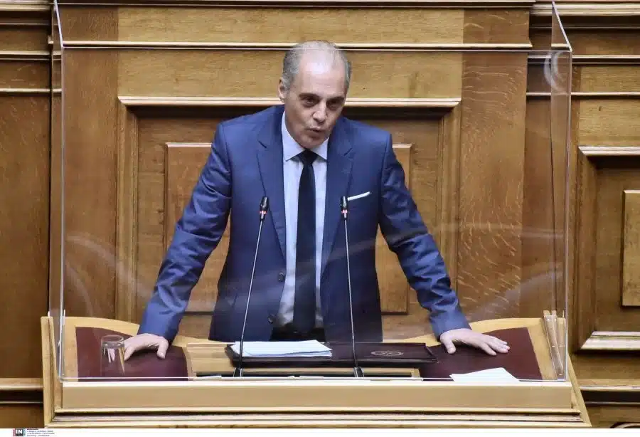 Ελληνική Λύση: «Ή θα τους φας ή θα σε φάνε»: Η ανάρτηση του Βελόπουλου που κατέβηκε σε λίγα λεπτά Ελληνική Λύση: «Ή θα τους φας ή θα σε φάνε»: Η ανάρτηση του Βελόπουλου που κατέβηκε σε λίγα λεπτά