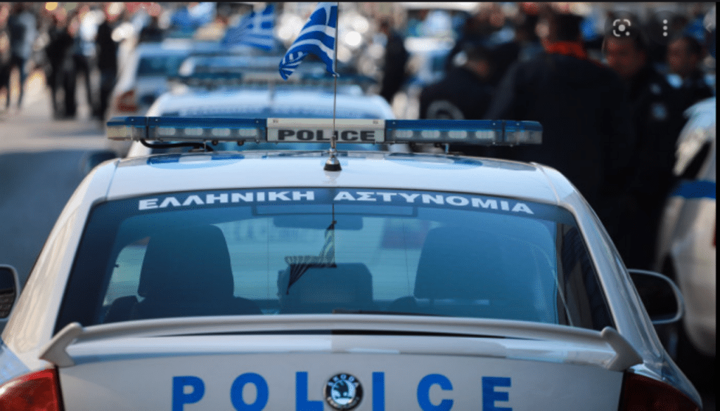 Βέροια: Προσποιούμενος τον τεχνικό εταιρείας κινητής τηλεφωνίας αποσπούσε κωδικούς καρτών ανανέωσης χρόνου ομιλίας