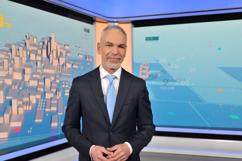 Εκλογές 2023: Νέος κυβερνητικός εκπρόσωπος ο δημοσιογράφος Ηλίας Σιακαντάρης