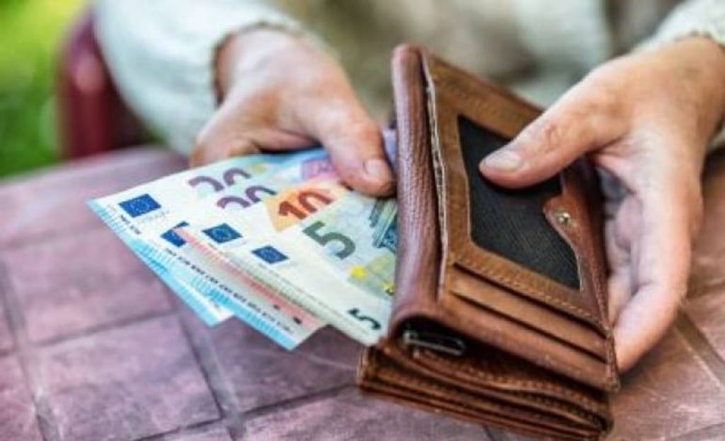 Συντάξεις Ιουνίου 2023: Πότε θα καταβληθούν στους δικαιούχους, τι ισχύει με τα αυξημένα προνοιακά επιδόματα e-ΕΦΚΑ