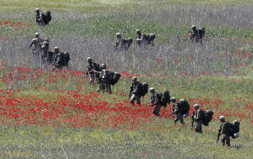 Αλβανία-Ιταλία: Κοινές στρατιωτικές ασκήσεις επί ιταλικού εδάφους Αλβανία-Ιταλία: Κοινές στρατιωτικές ασκήσεις επί ιταλικού εδάφους