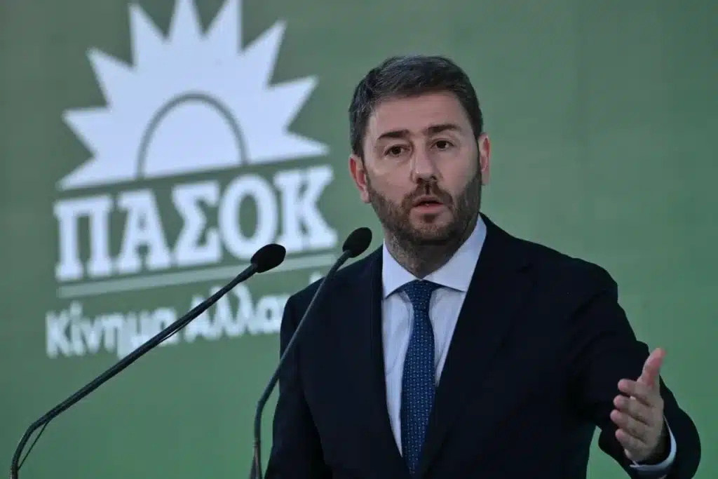 Ανδρουλάκης: Προτείνει νέο ΕΚΑΣ για 350.000 συνταξιούχους και κατάργηση της προσωπικής διαφοράς Ανδρουλάκης: Προτείνει νέο ΕΚΑΣ για 350.000 συνταξιούχους και κατάργηση της προσωπικής διαφοράς