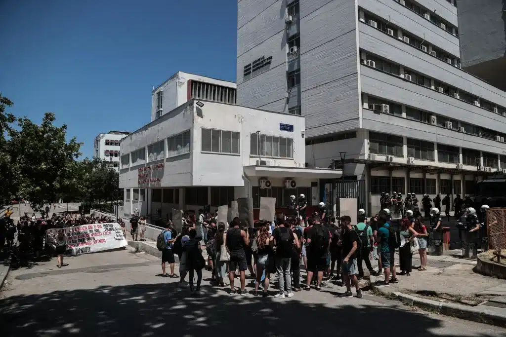 Θεσσαλονίκη: Εισαγγελική παρέμβαση για την κατάληψη στην Φοιτητική Λέσχη του ΑΠΘ