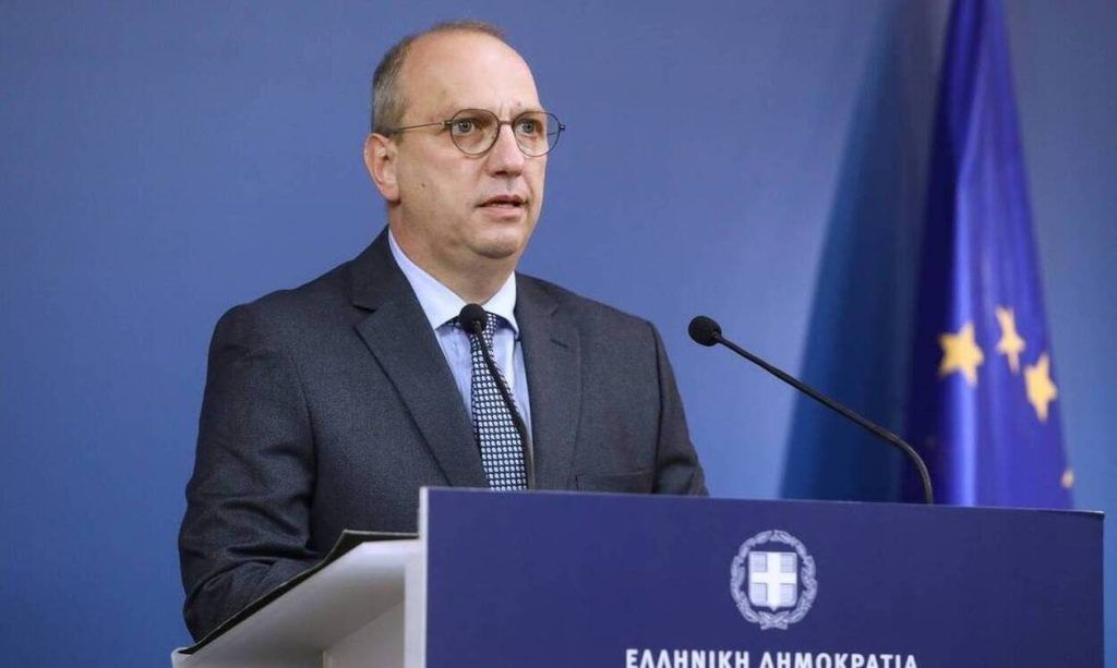 Στα γραφεία του Συνδέσμου Συνταξιούχων Δημοσίου Νόμου Φθιώτιδας βρέθηκε ο Γιάννης Οικονόμου