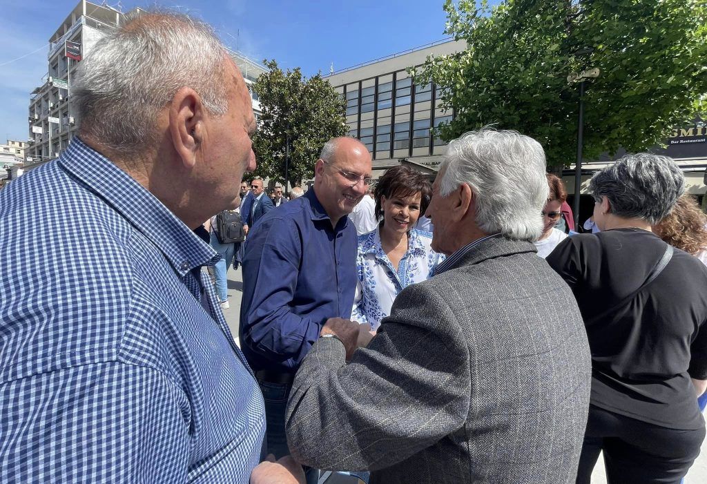 Γ. Οικονόμου από Καρδίτσα: Η Νέα Δημοκρατία εξασφάλισε για τη χώρα μας την ασφάλεια, τη προοπτική, τη πρόοδο και τη προκοπή Γ. Οικονόμου από Καρδίτσα: Η Νέα Δημοκρατία εξασφάλισε για τη χώρα μας την ασφάλεια, τη προοπτική, τη πρόοδο και τη προκοπή