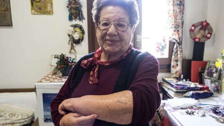 Φθιώτιδα: “Έφυγε” από τη ζωή η Βάσω Σταματίου – Ήταν η τελευταία Ελληνίδα επιζήσασα του Άουσβιτς Φθιώτιδα: “Έφυγε” από τη ζωή η Βάσω Σταματίου – Ήταν η τελευταία Ελληνίδα επιζήσασα του Άουσβιτς