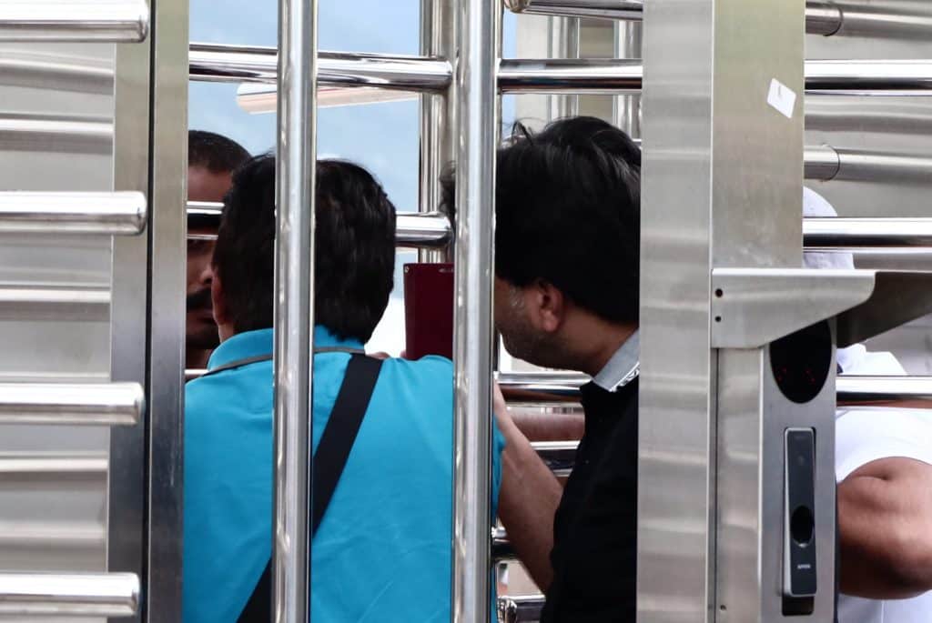 Μια μικρή πόλη του Πακιστάν πενθεί τους δικούς της αγνοούμενους στο ναυάγιο της Πύλου Μια μικρή πόλη του Πακιστάν πενθεί τους δικούς της αγνοούμενους στο ναυάγιο της Πύλου