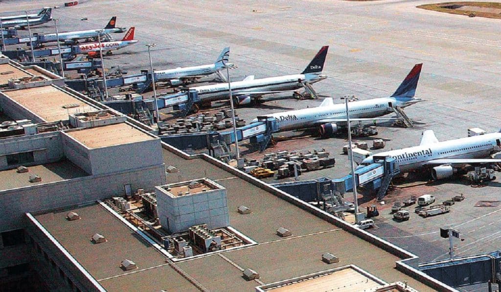 ΕΕ: Ενώσεις καταναλωτών κατήγγειλαν 17 αεροπορικές εταιρείες για προβολή ψευδοοικολογικής ταυτότητας ΕΕ: Ενώσεις καταναλωτών κατήγγειλαν 17 αεροπορικές εταιρείες για προβολή ψευδοοικολογικής ταυτότητας