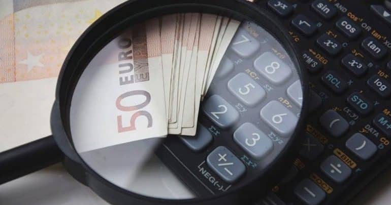 Στην ώρα του πληρώνεται το 85% των φόρων που βεβαιώνονται Στην ώρα του πληρώνεται το 85% των φόρων που βεβαιώνονται