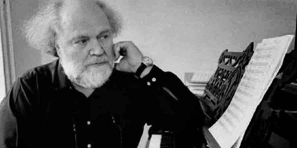 ΚΝΕ: Η τέχνη του Γιάννη Μαρκόπουλου αποτελεί εφόδιο για τους νέους και τις νέες ΚΝΕ: Η τέχνη του Γιάννη Μαρκόπουλου αποτελεί εφόδιο για τους νέους και τις νέες