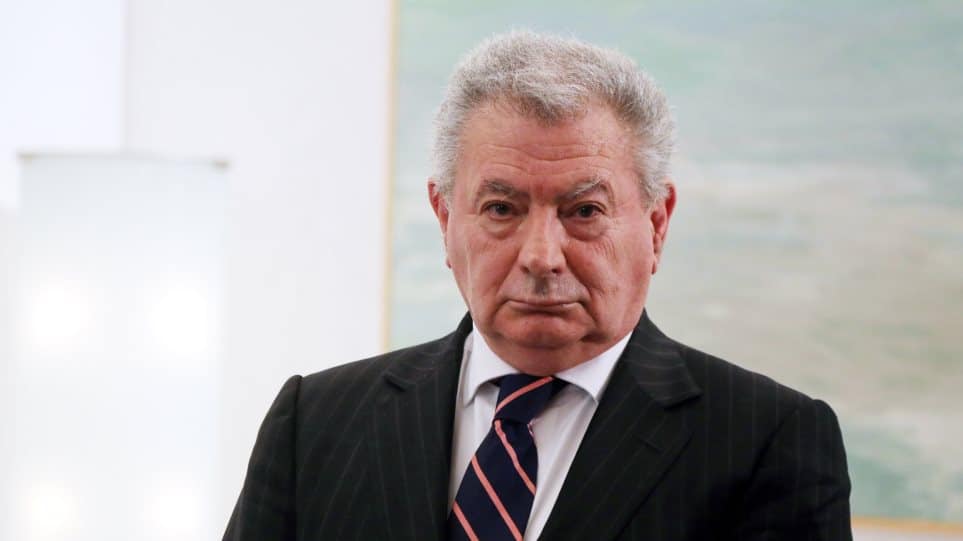 Εκλογές 2023: Το ΠΑΣΟΚ αποσύρει την υποψηφιότητα Γλύκα μετά την αντίδραση της χήρας Βαλυράκη Εκλογές 2023: Το ΠΑΣΟΚ αποσύρει την υποψηφιότητα Γλύκα μετά την αντίδραση της χήρας Βαλυράκη