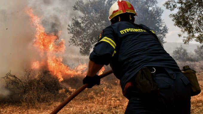 Υπό έλεγχο η πυρκαγιά στον Πλατανίτη Ναυπακτίας Υπό έλεγχο η πυρκαγιά στον Πλατανίτη Ναυπακτίας