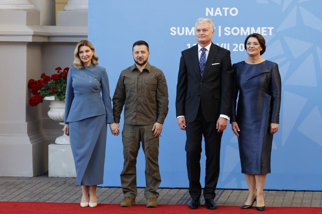 NATO Σύνοδος: Ισχυροποίηση έναντι της Ρωσίας – Απειλές της Μόσχας – Απογοήτευση Ζελένσκι για τη διατύπωση της ένταξης της Ουκρανίας NATO Σύνοδος: Ισχυροποίηση έναντι της Ρωσίας – Απειλές της Μόσχας – Απογοήτευση Ζελένσκι για τη διατύπωση της ένταξης της Ουκρανίας