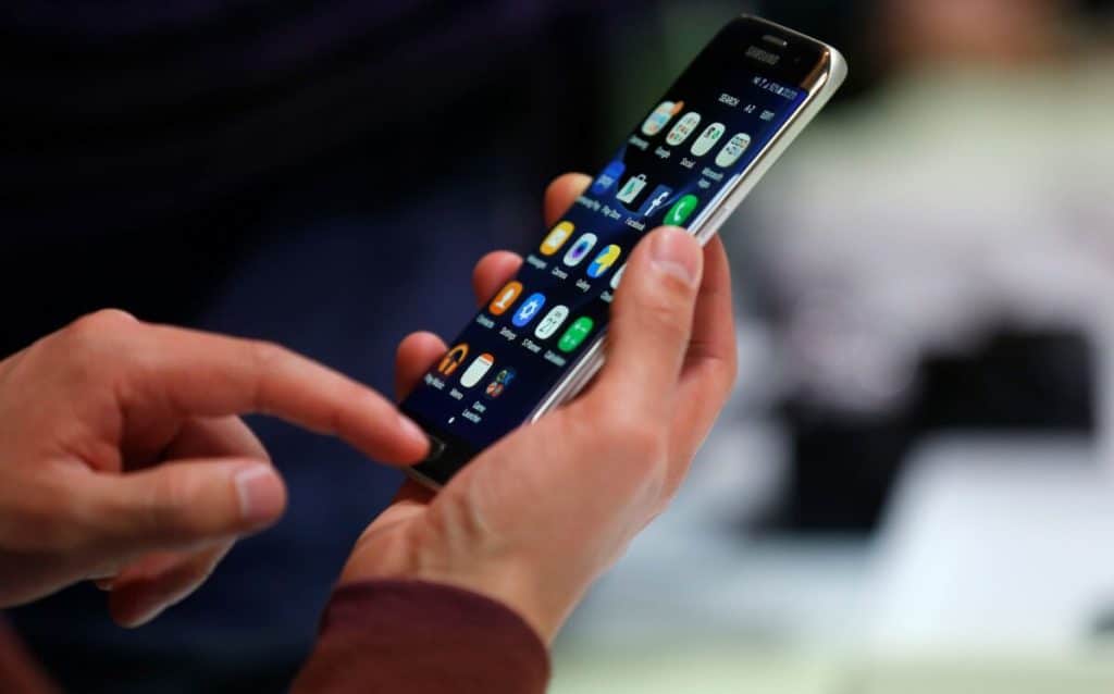 Vodafone: Παροχές εκτός συμβολαίου σε συνδρομητές της που πλήττονται από πυρκαγιές σε Αν. Αττική και Λουτράκι