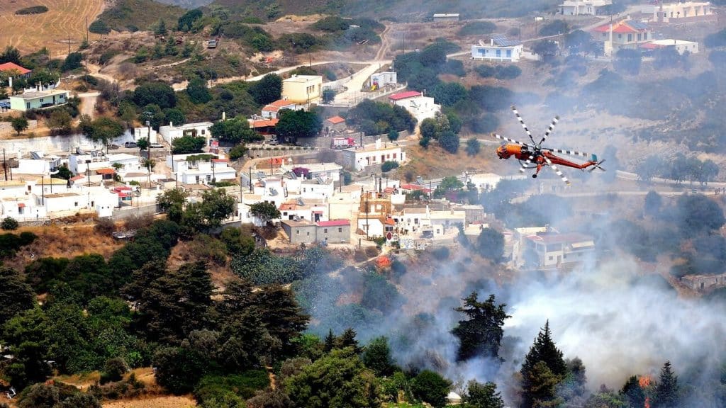 Ε.Ε: Μεγάλη βοήθεια για την Ελλάδα – 500 πυροσβέστες και επτά αεροπλάνα